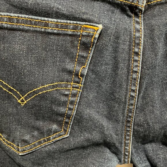 512 Slim Fit Levi's Blue Jeans for Men - 32x34 - Picture 3 of 6